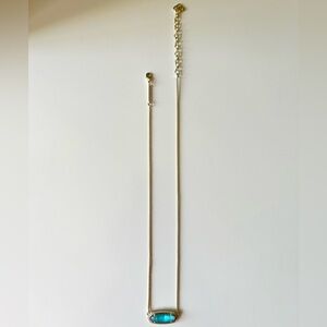 Kendra Scott Gold Pendant Necklace in Blue Illusion
